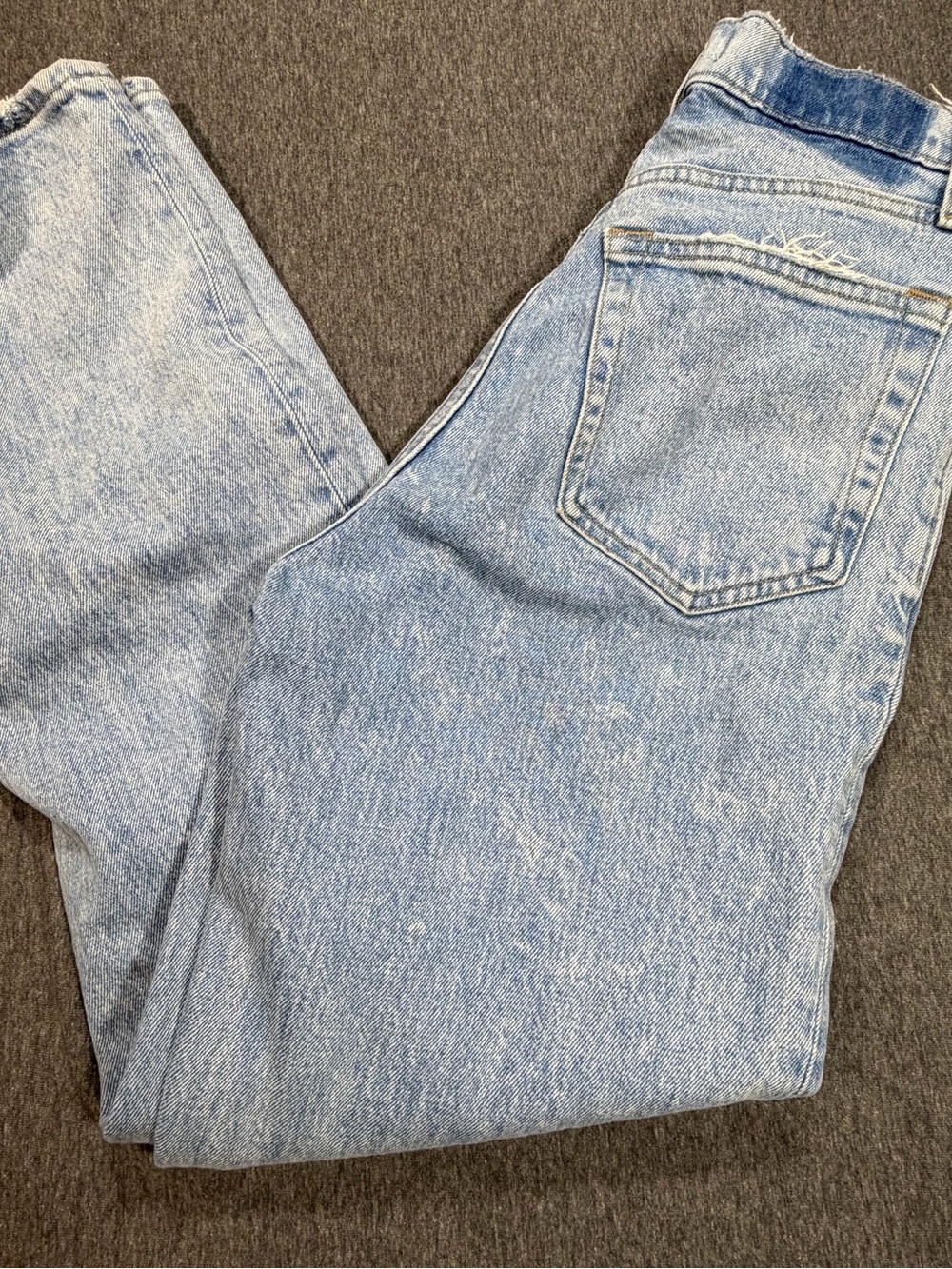 Abercrombie & Fitch The 90s Straight Ultra High Rise jeans Women’s Size 26